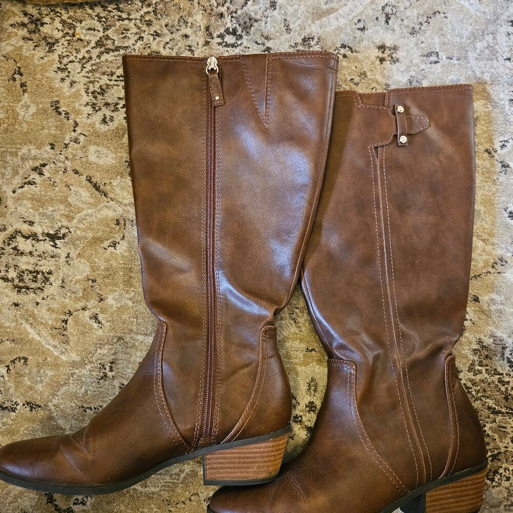Dr. Scholl's Brilliance wide calf boots